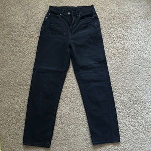 American Eagle size 4 women’s highest rise 90’s boyfriend jeans